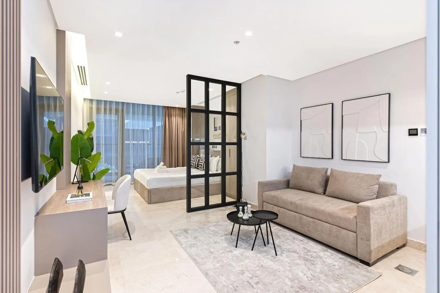 Apartment Urban Elegance New Studio Near Dubai Mall & Burj United Arab Emirates