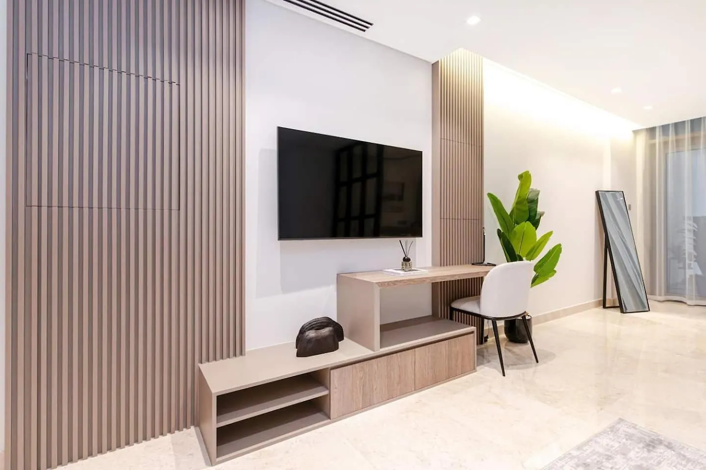 Apartment Urban Elegance New Studio Near Dubai Mall & Burj